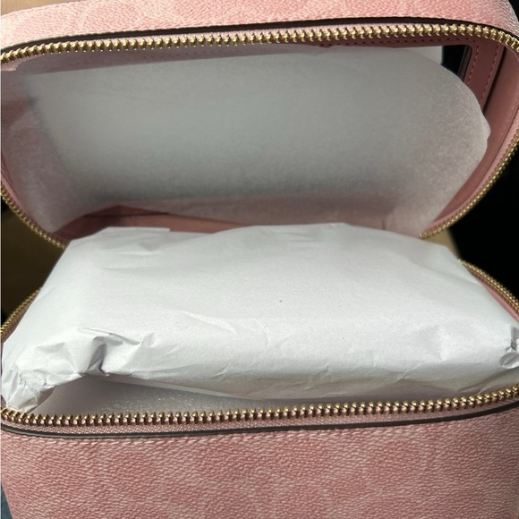 coach powder pink cosmetic case - Picture 3 of 3